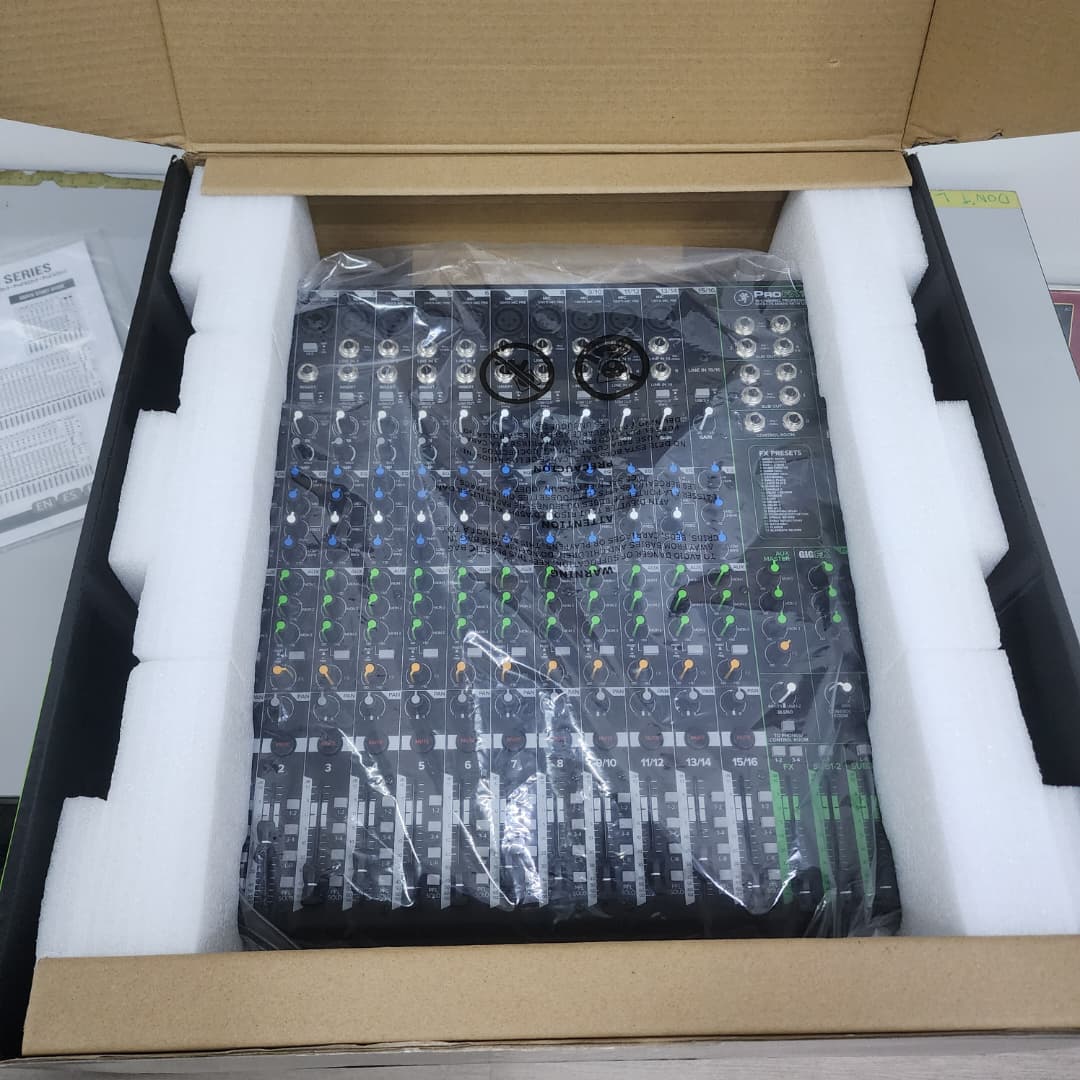 B STOCK (BS-534) Mackie ProFX16v3 16-channel Mixer with USB and Effects - Image 2