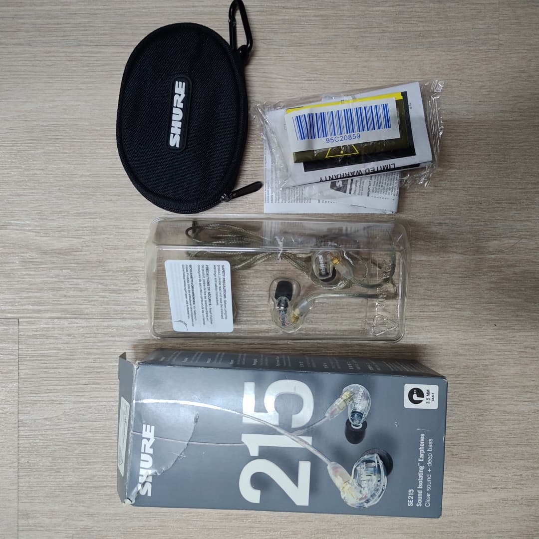 B STOCK (BS-617) Shure SE215 Sound Isolating Earphones - Clear - Image 5