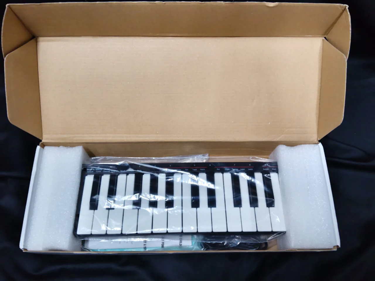 B STOCK (BS-640) Nektar SE25 Portable USB MIDI Controller with 25 Mini Keys (SE25) - Image 4