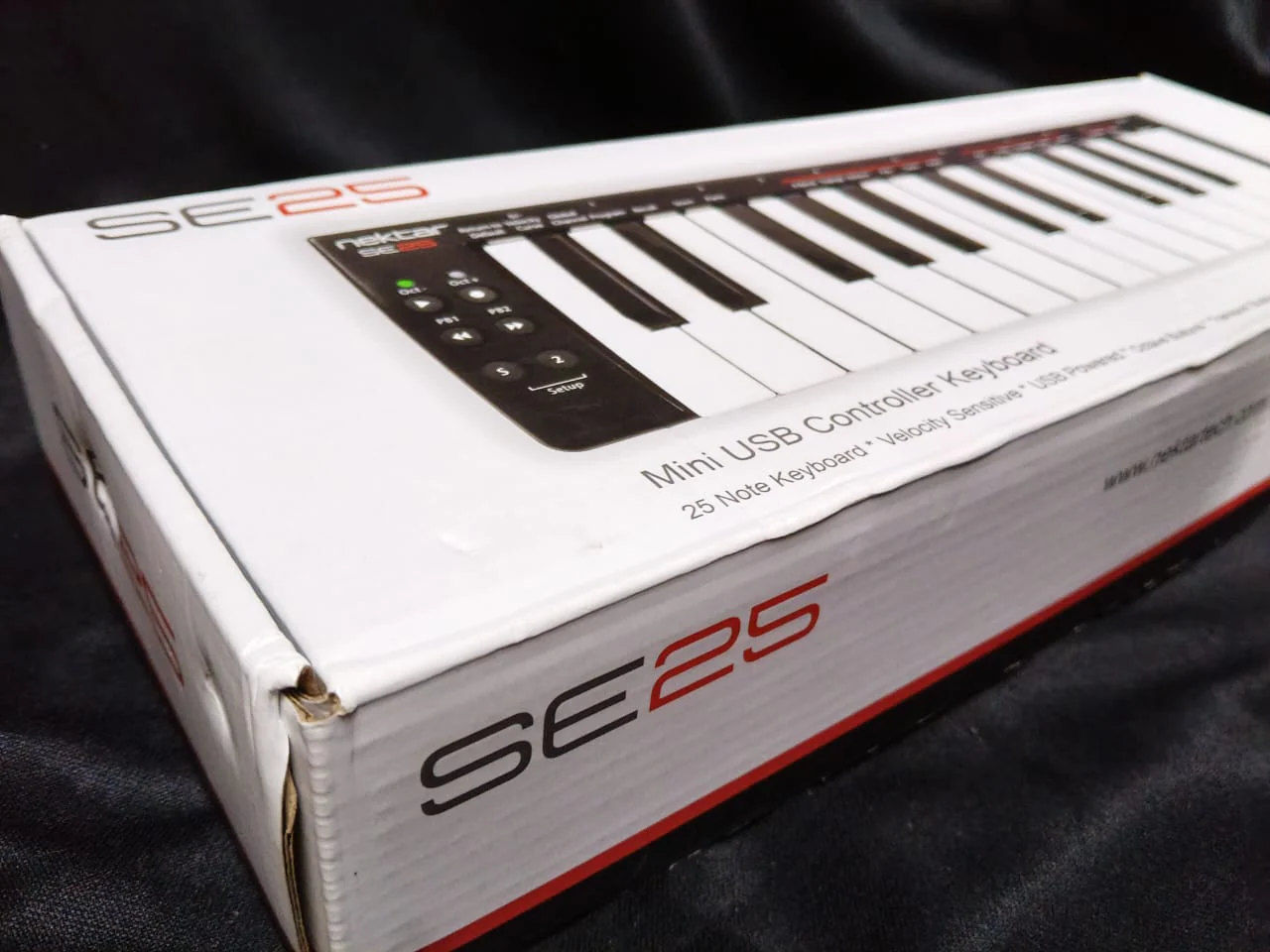 B STOCK (BS-640) Nektar SE25 Portable USB MIDI Controller with 25 Mini Keys (SE25) - Image 7