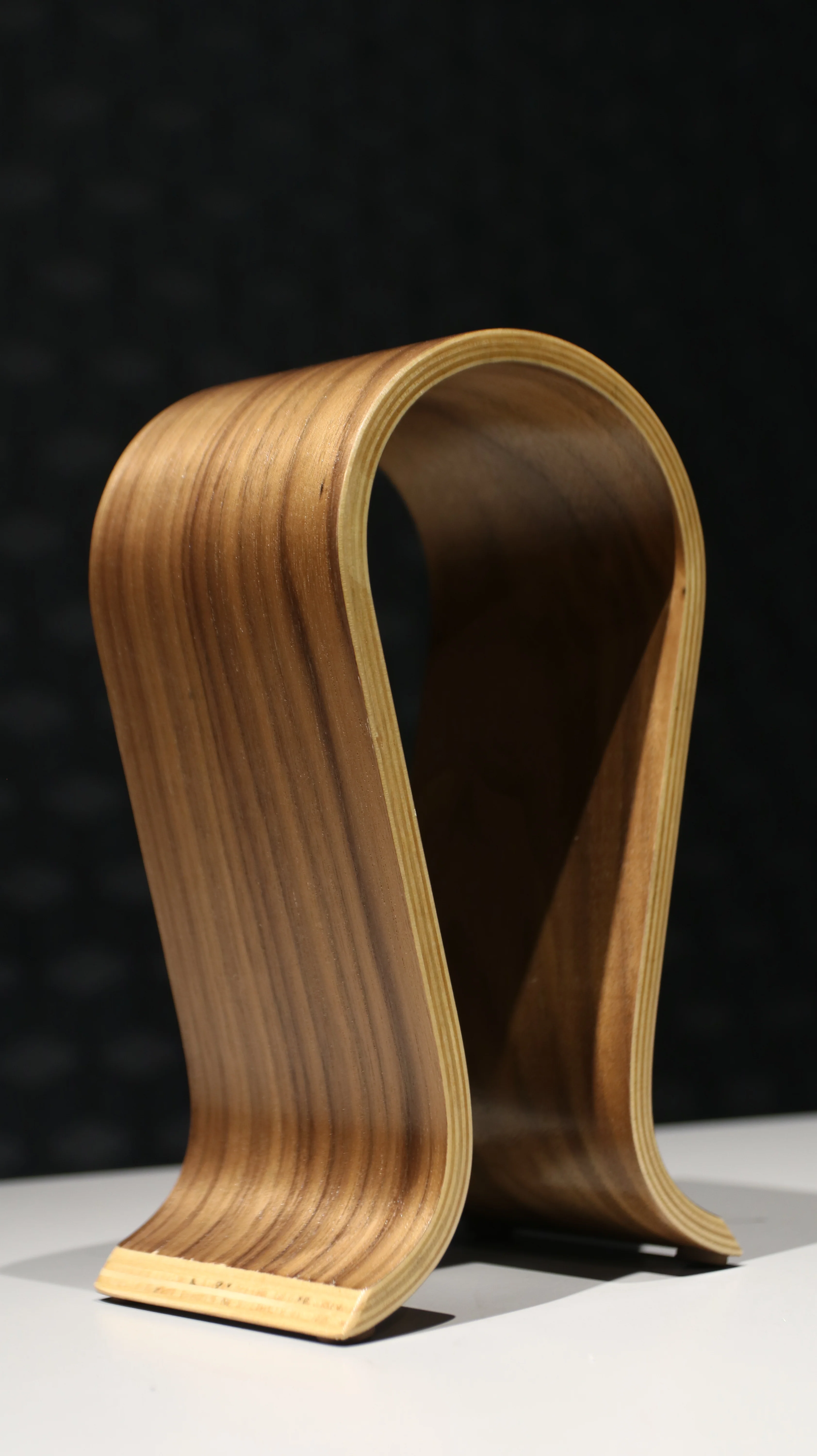 Bullet Groove Wooden Headphone Stand Headset Stand for Desk, Walnut Gaming Headphone Holder Compatible for Sennheiser, Bose, Beats, Razer, AKG, Airpod Max, HyperX, Sony PS4 - Image 2