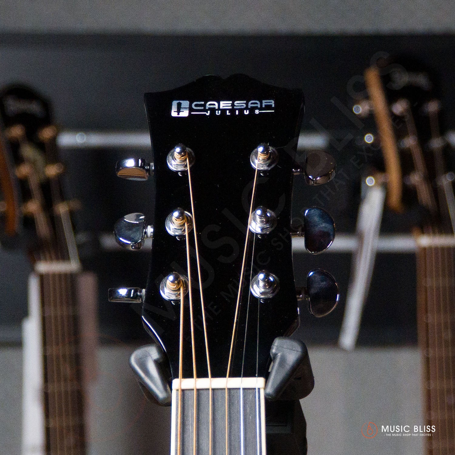 Caesar X-410C-BK Budget Beginner 41-inch Cutaway Body Acoustic Guitar - Black - Image 6