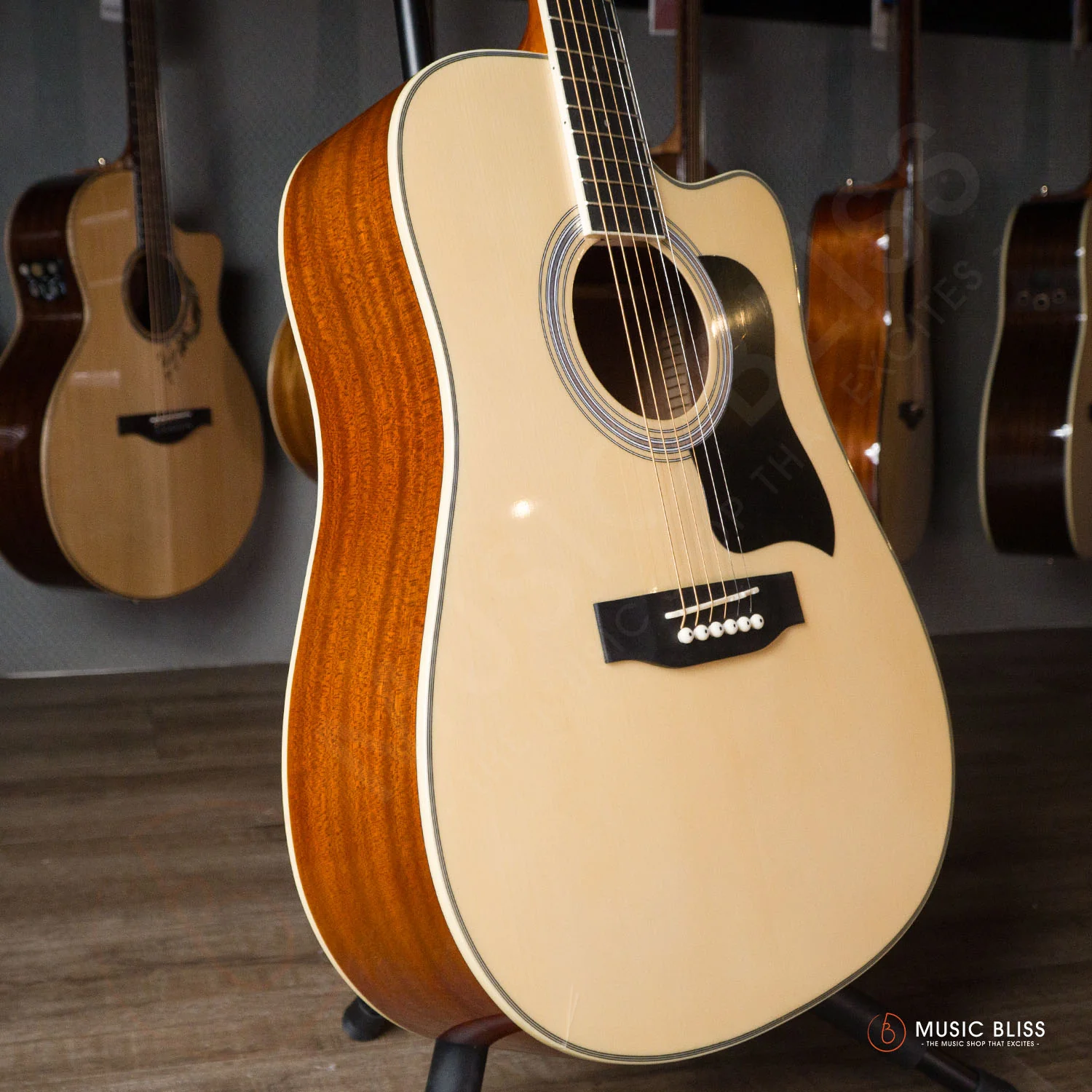 Caesar X-416C-N Budget Beginner 41-inch Cutaway Body Acoustic Guitar - Natural - Image 2