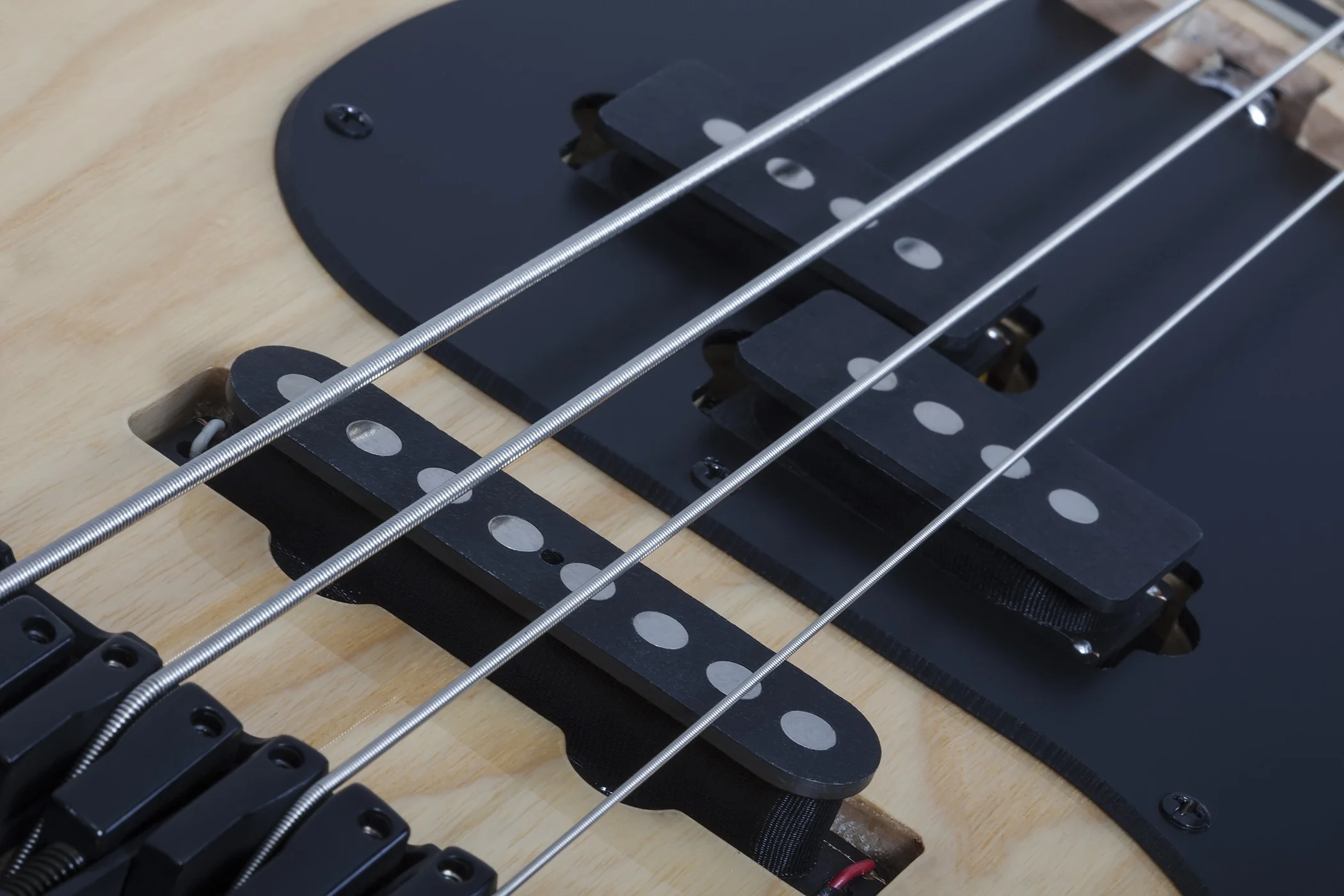 Schecter Justin Beck V Ani Electric Bass Guitar - Gloss Natural - Image 7