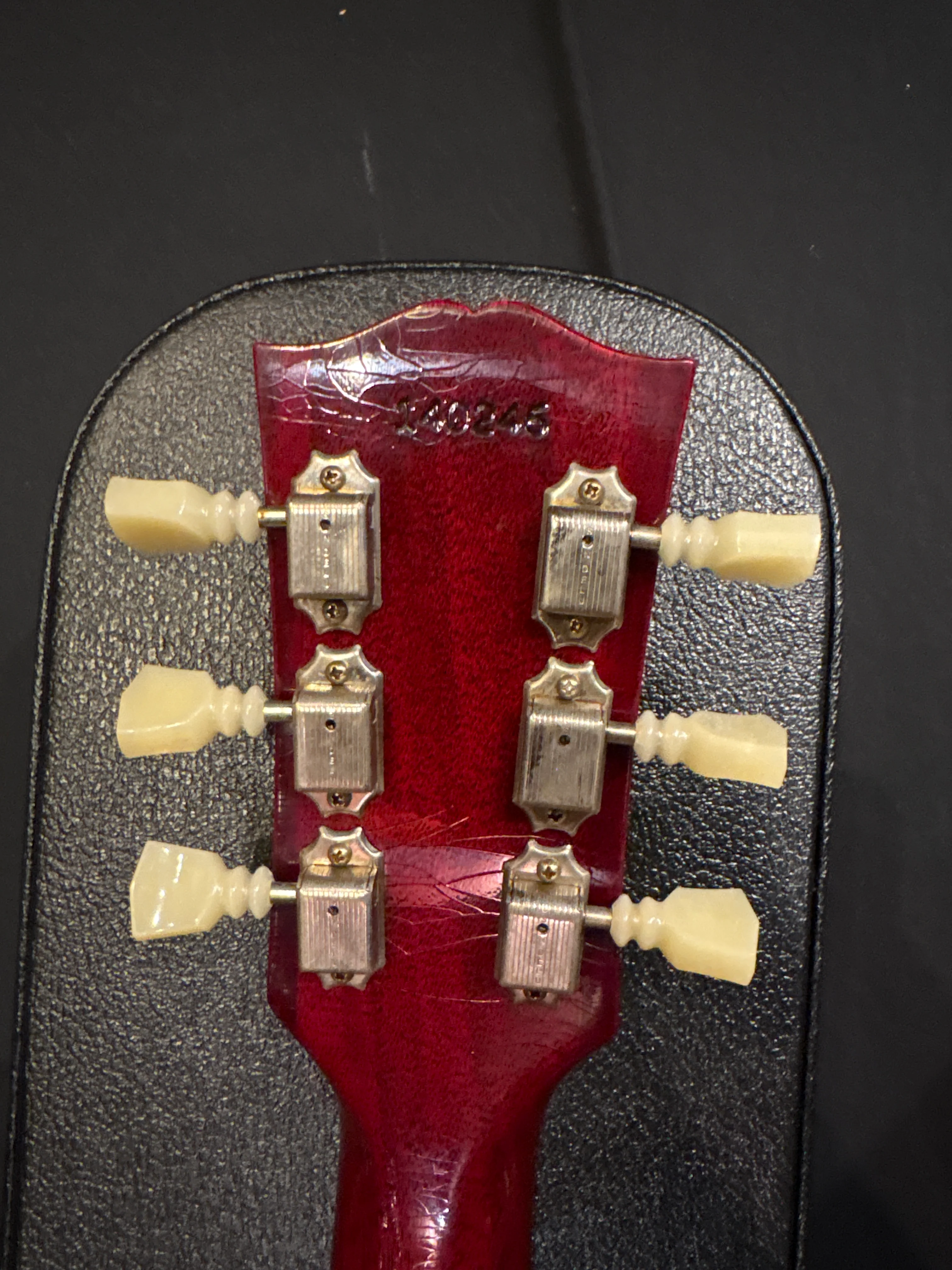 [SN 140246] CERTIFIED USED GIBSON 1961 ES-335 REISSUE ULTRA LIGHT AGED SEMI-HOLLOWBODY ELECTRIC GUITAR - 60S CHERRY [2024] - Image 4
