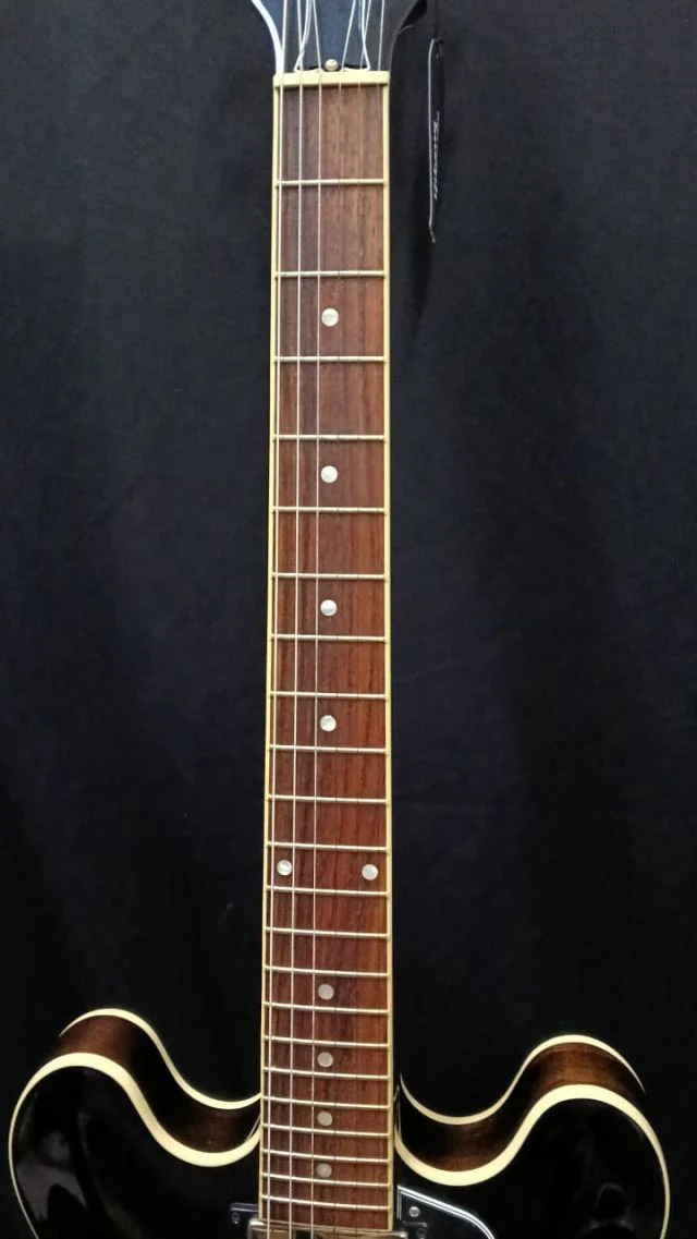 [SN 221030135] CERTIFIED USED GIBSON ES-335 SEMI-HOLLOWBODY ELECTRIC GUITAR - VINTAGE BURST - Image 3