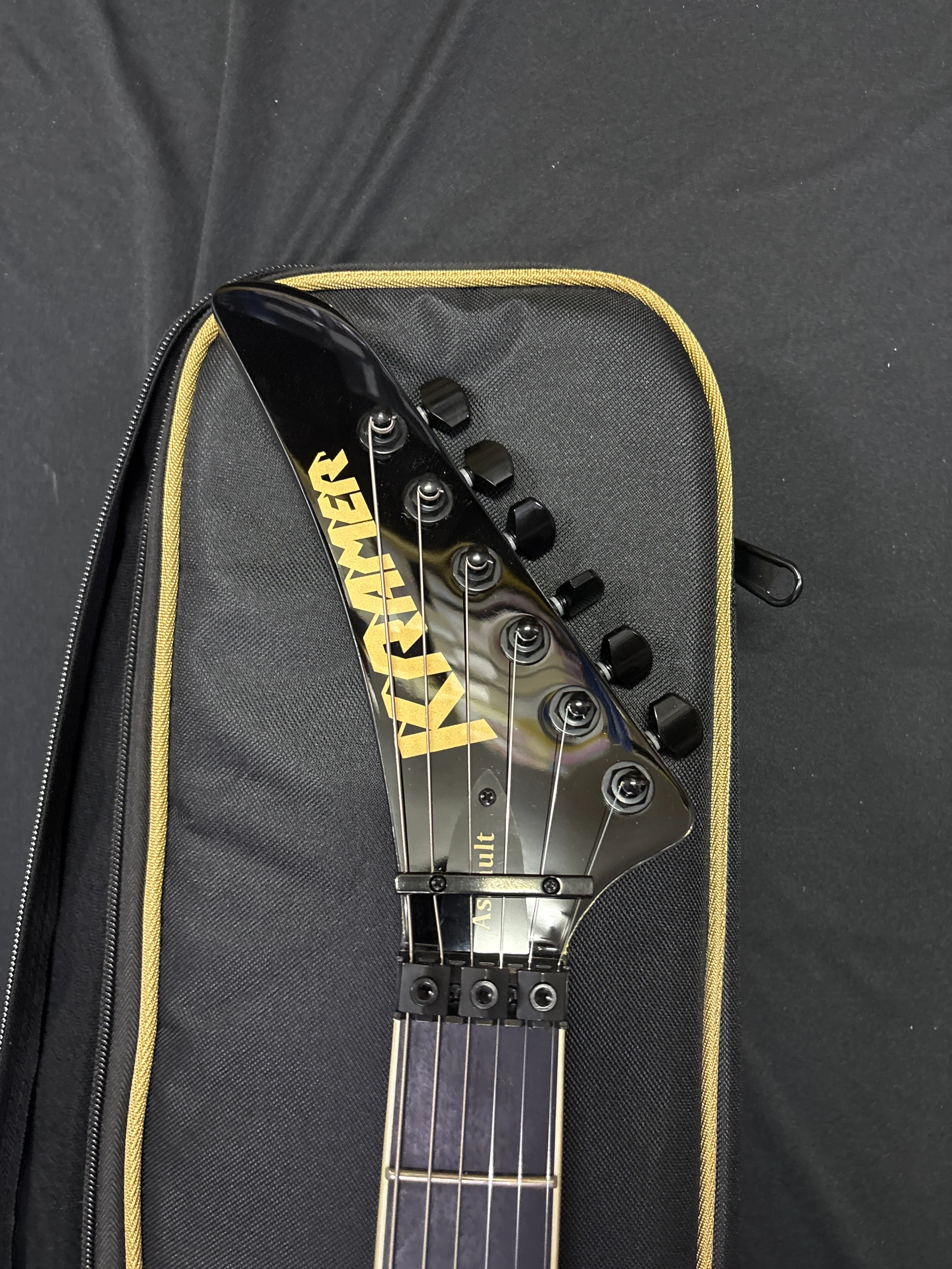 [SN 24011525993] CERTIFIED USED Kramer Assault Figured Electric Guitar with Premium Bag - Magenta Perimeter - Image 3