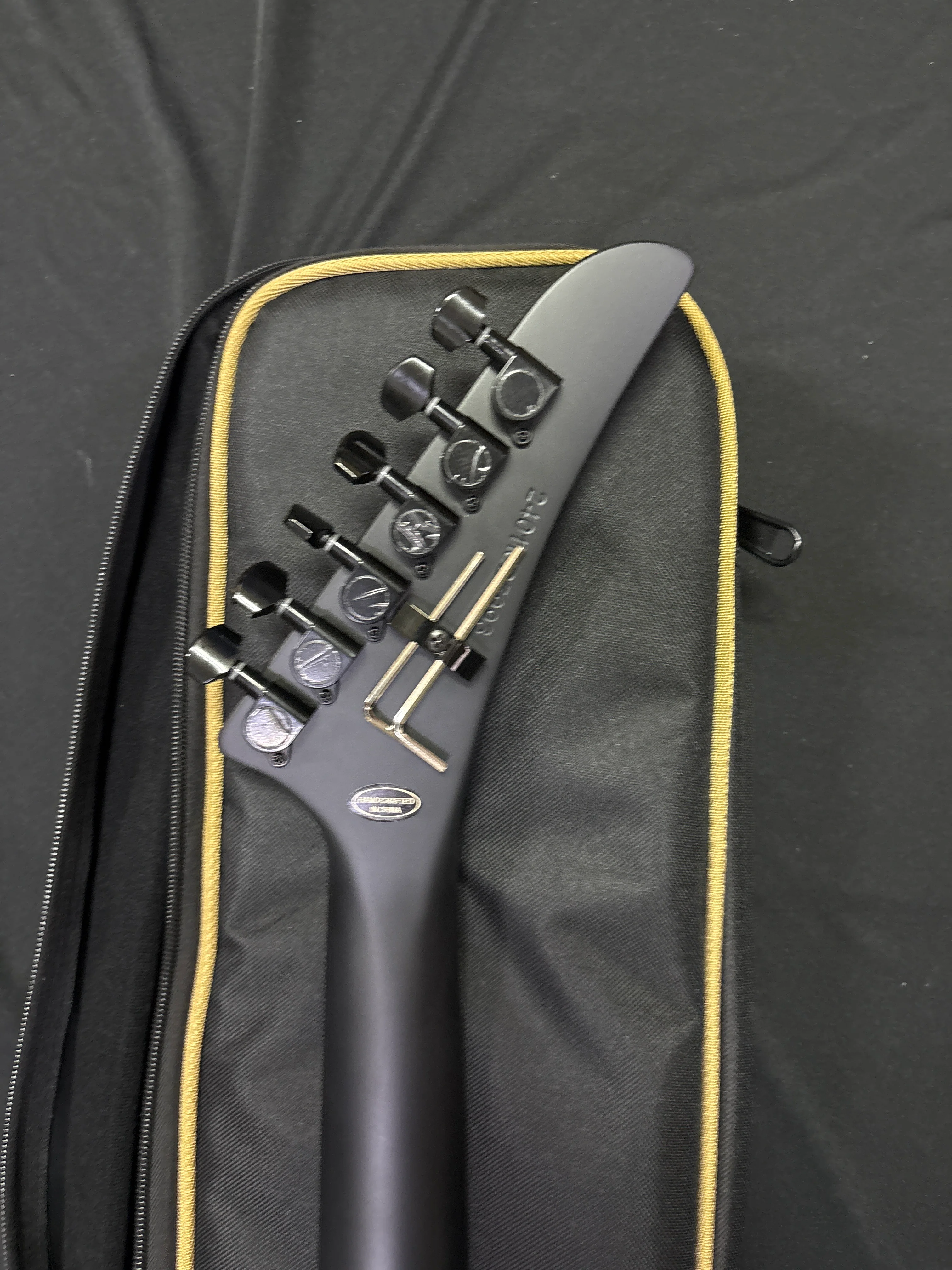 [SN 24011525993] CERTIFIED USED Kramer Assault Figured Electric Guitar with Premium Bag - Magenta Perimeter - Image 4