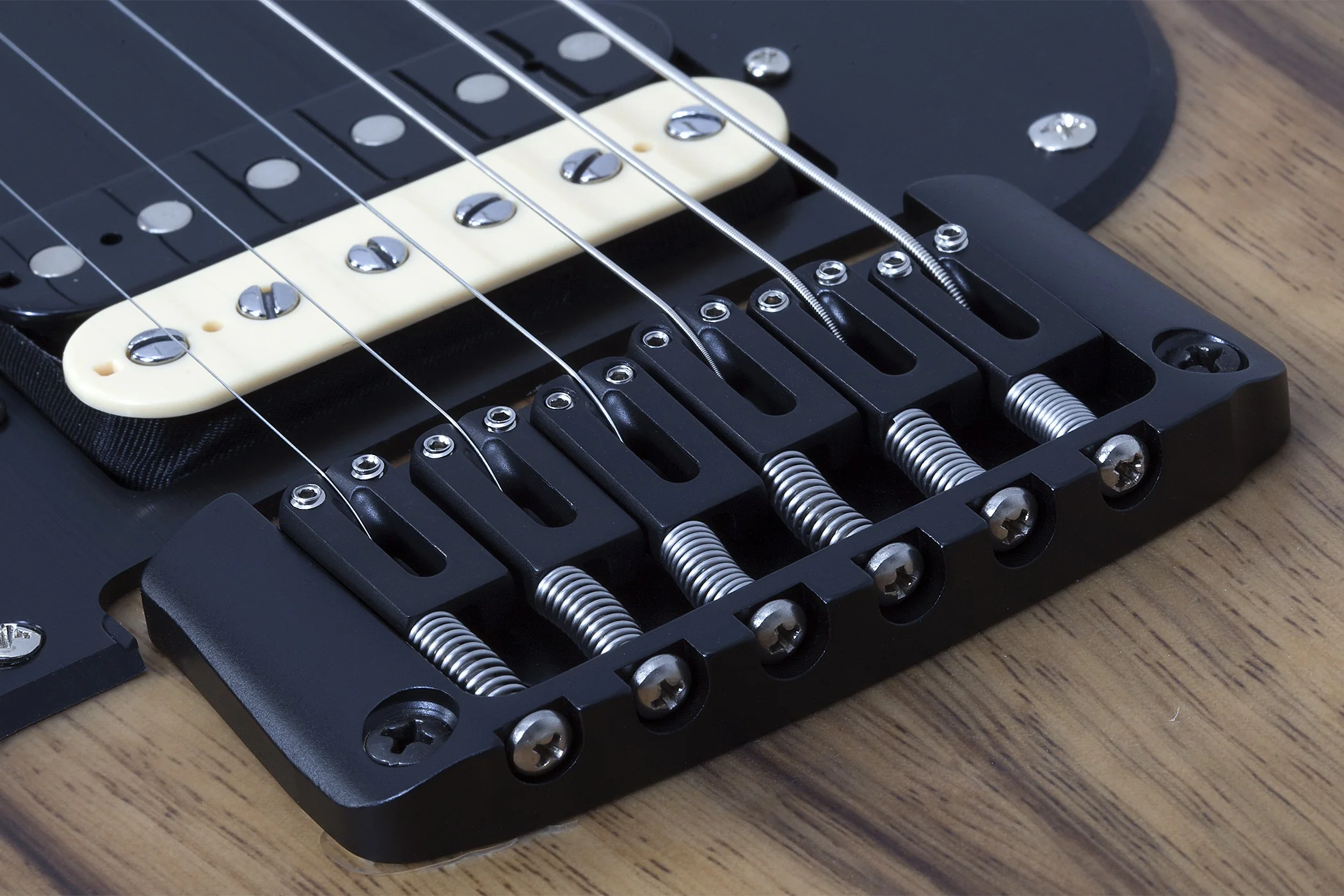 Schecter Svss Exotic HT Black Limba Left-Handed Electric Guitar - Black Limba - Image 3